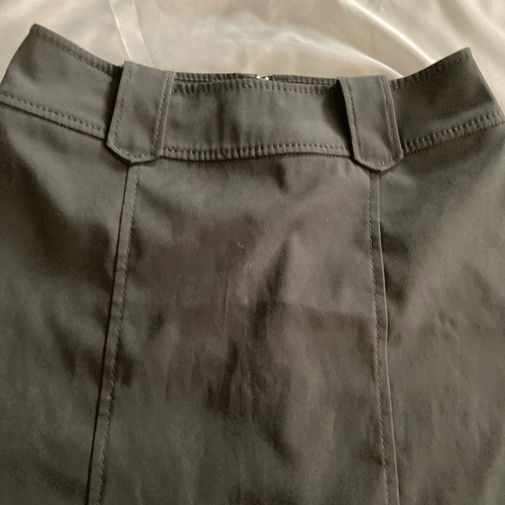Black skirt - Picture 5 of 11